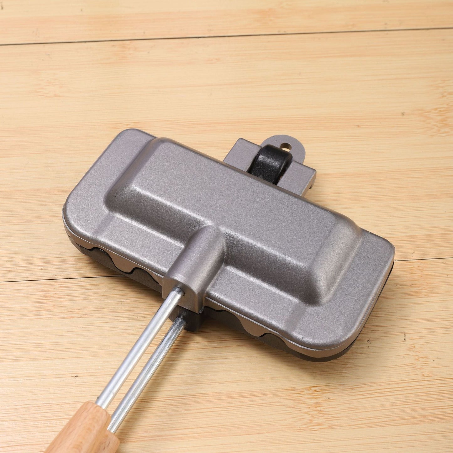 Mẫu mới hợp kim nhôm bánh sandwich nướng đĩa gia đình hai mặt nồi ăn sáng nhà bếp bánh sandwich khuô